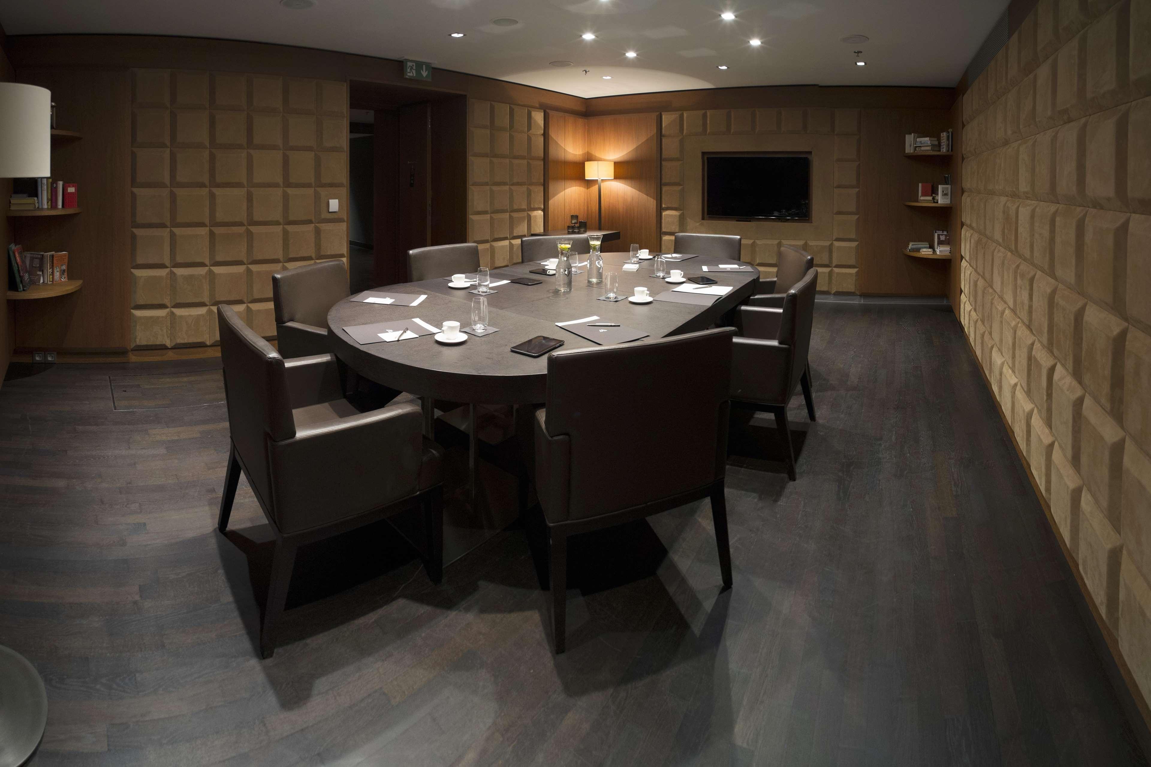 The Emblem Prague Hotel - Preferred Hotels & Resorts Экстерьер фото