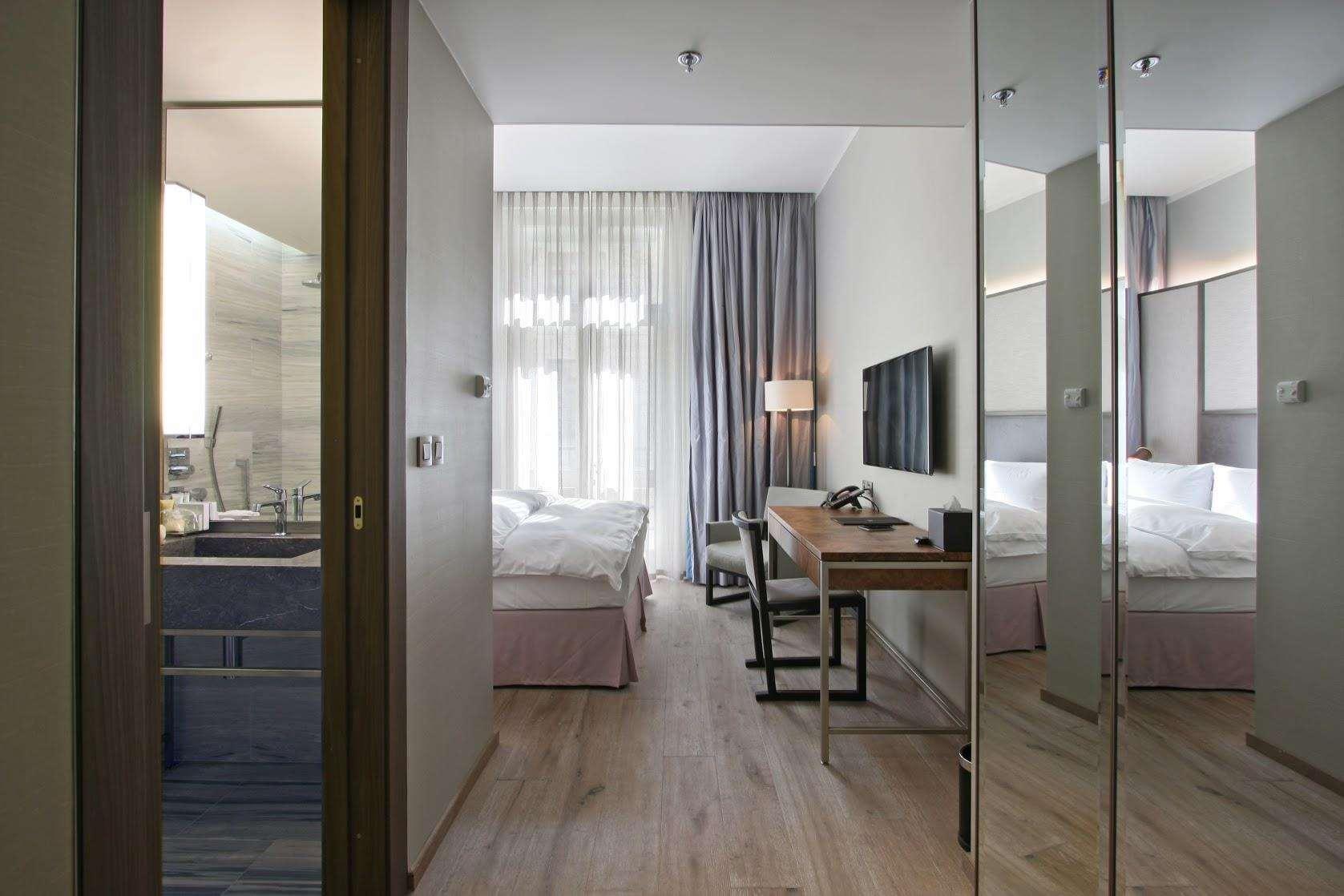 The Emblem Prague Hotel - Preferred Hotels & Resorts Экстерьер фото